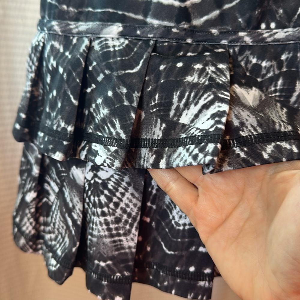 Pleated tiered tie-dye skort - Picture 3 of 5